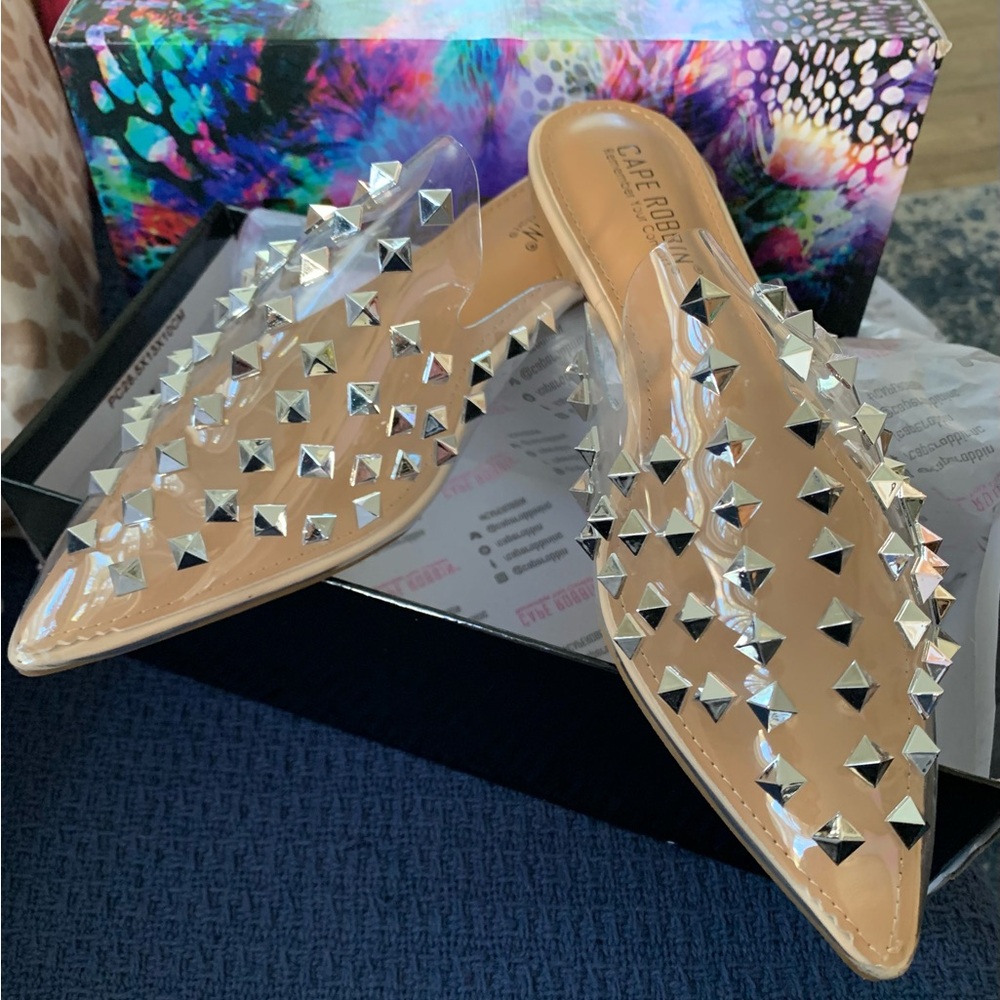 Cape Robbin Spike Embellished Mules 8M NWT